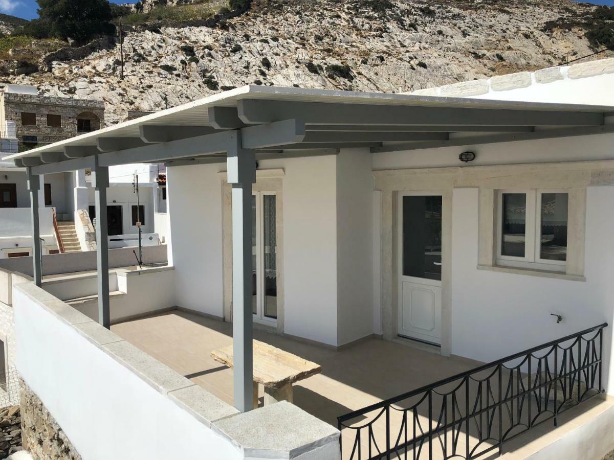 Traditional House - Apeiranthos Naxos Aperathos Exterior photo