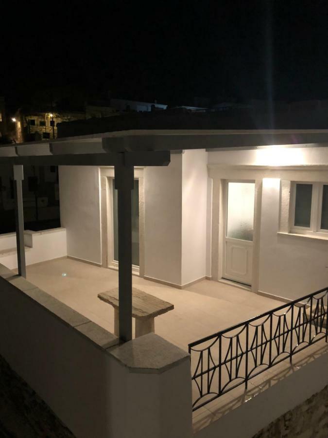 Traditional House - Apeiranthos Naxos Aperathos Exterior photo