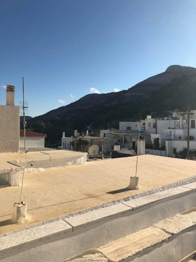 Traditional House - Apeiranthos Naxos Aperathos Exterior photo
