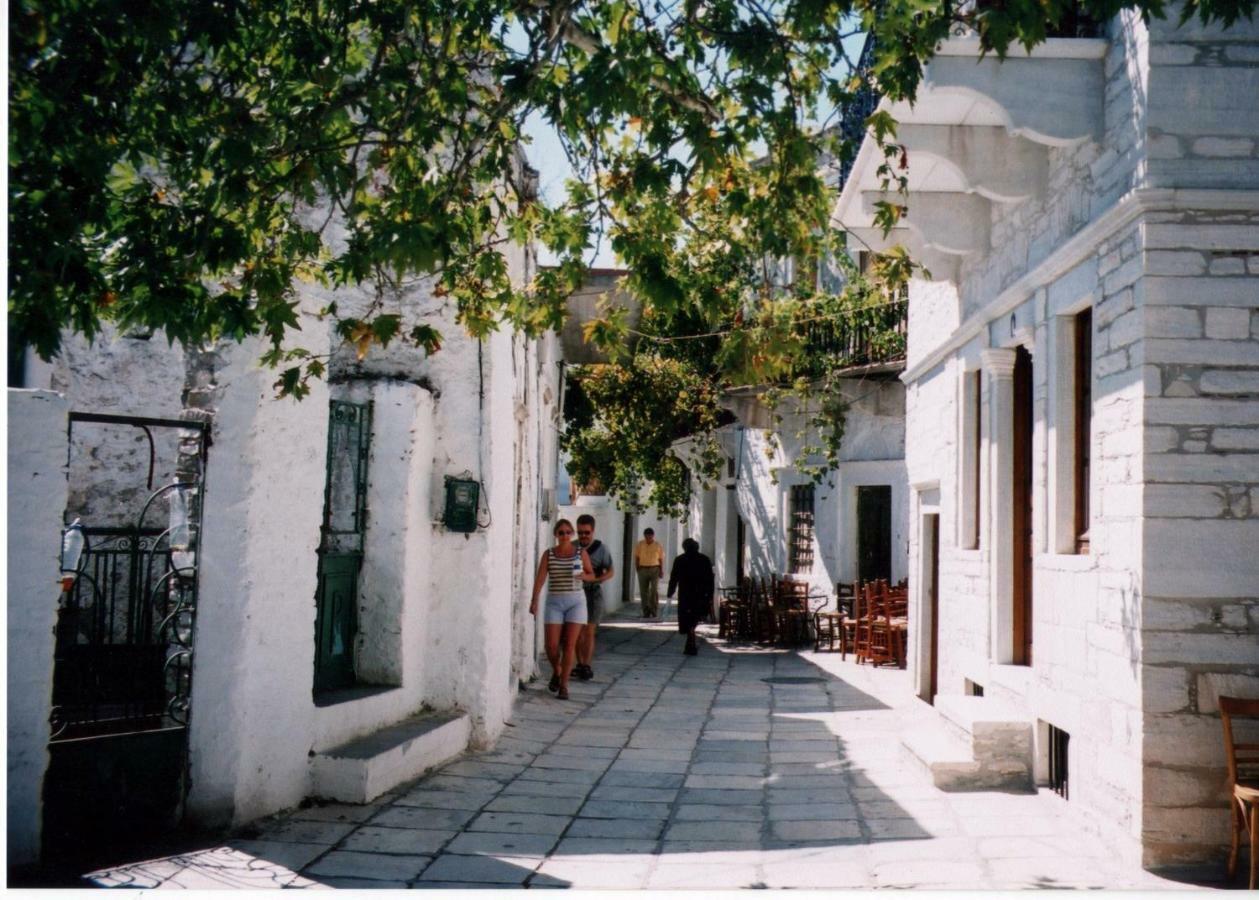 Traditional House - Apeiranthos Naxos Aperathos Exterior photo